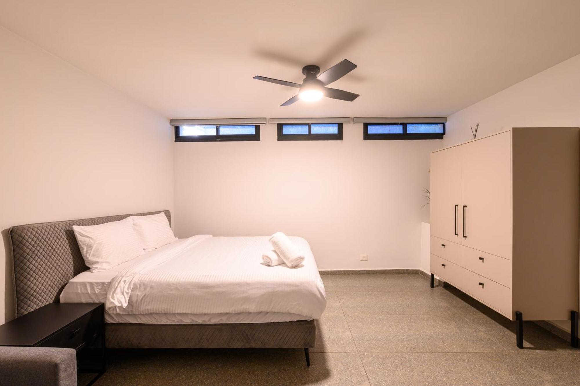 Rokah Luxury Villa At Ramat Hahayal Tel Aviv-Jaffa Zimmer foto