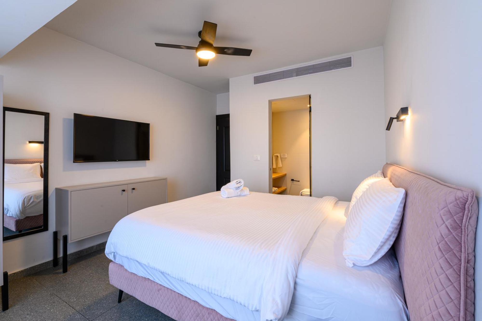 Rokah Luxury Villa At Ramat Hahayal Tel Aviv-Jaffa Zimmer foto